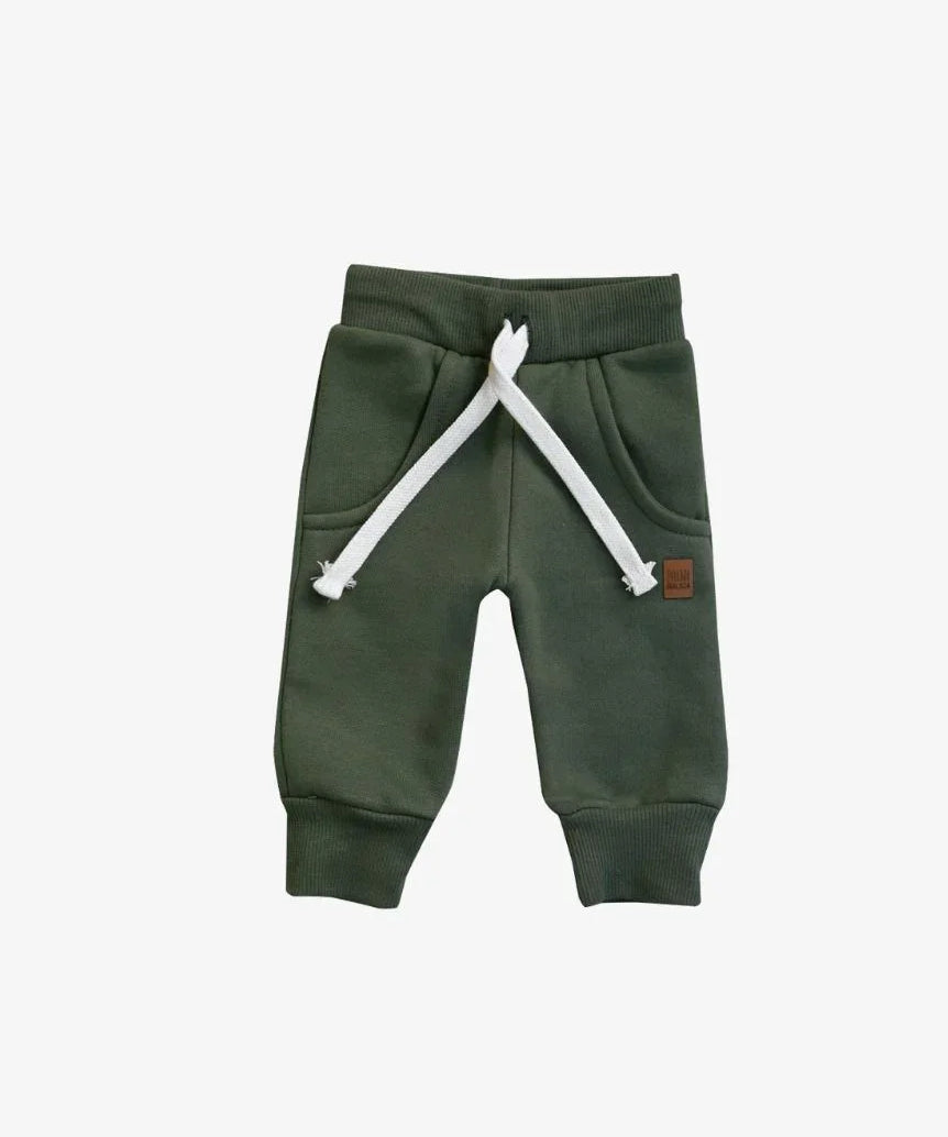 Calca-moletom-bebe-e-infantil-minimalista-escandinavo-liso-jungle-green-verde.jpg