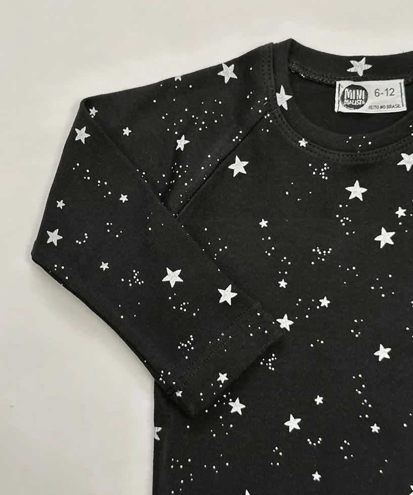 Camiseta-infantil-manga-longa-inverno-moderna-estampa-estrelas-preto-e-branco-estrelinhas-ceu-space-2.jpg