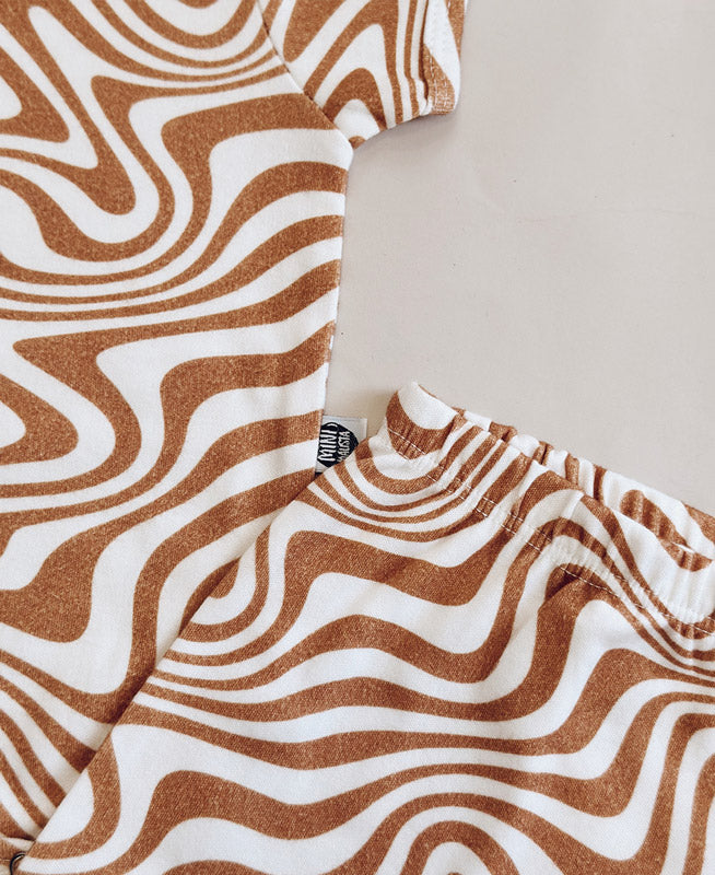 Conjunto Body Manga Curta e Calça Bebê Unissex | Swirl