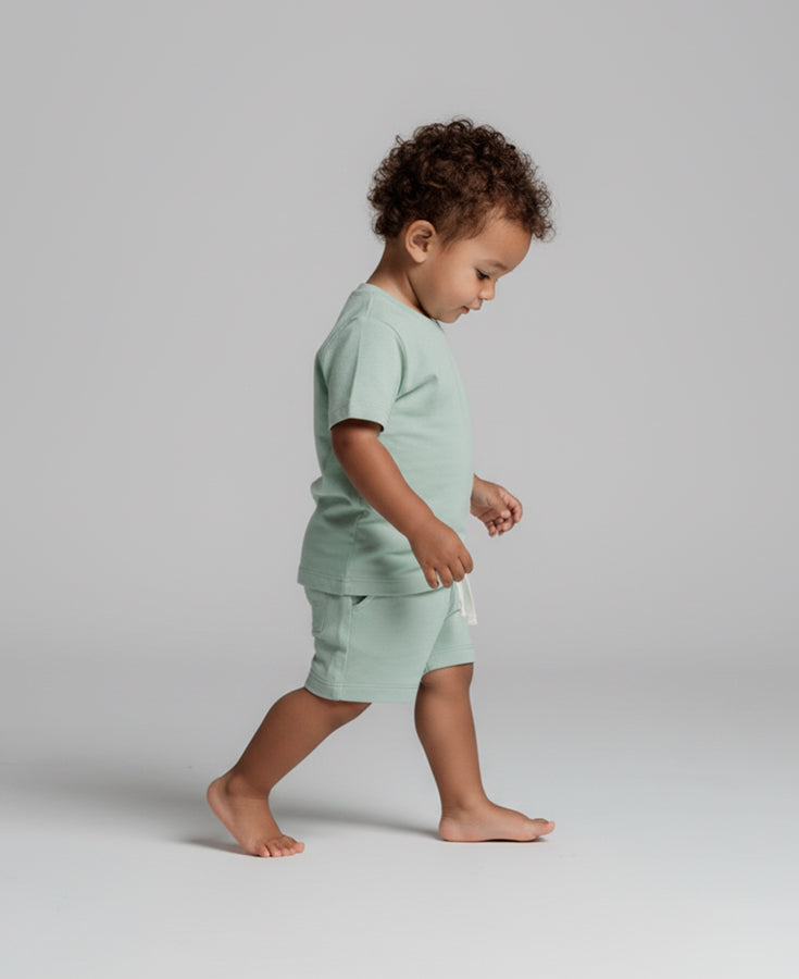 Conjunto Camiseta e Bermuda Infantil Menino | Liso Eucalipto