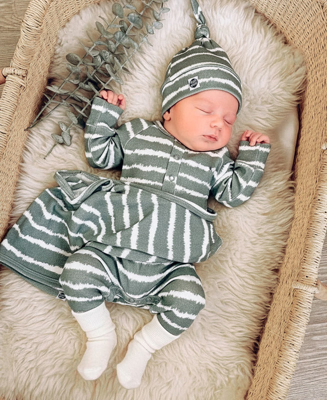 Kit Presente Saída de Maternidade Bebê 4 peças | Tie Dye - Com Caixa Presente