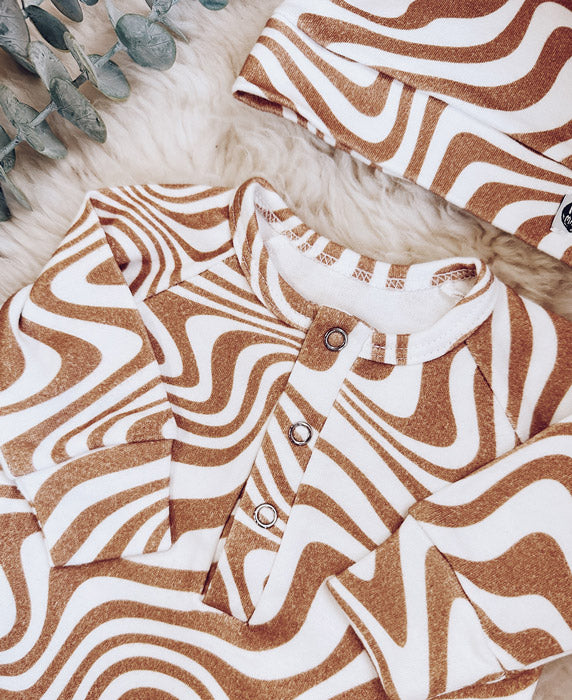 Kit Presente Saída de Maternidade Bebê 4 peças | Swirl - Com Caixa Presente