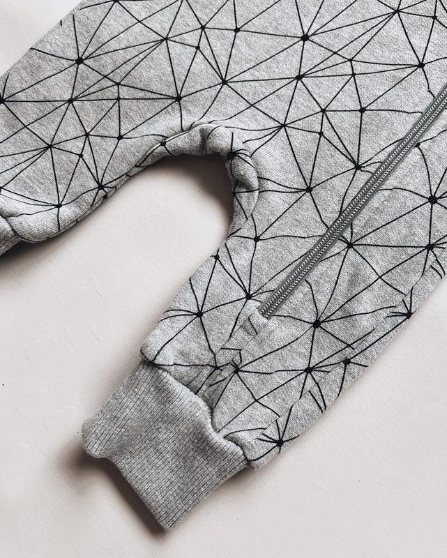 Macacão Bebê Capuz e Ziper Unissex Moletom Peluciado | Satellite Mescla