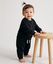 Look coordenado Calça Moletom Peluciado Liso Preto MiniMalista com Moletom Bege — jogger unissex em 100% algodão, cós elástico sem cadarço INMETRO, interior peluciado, bebê e criança