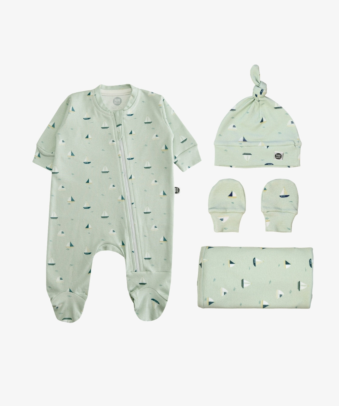 Conjunto-saida-de-maternidade-Macacao-ziper-com-pe-bebe-menino-boats-barquinhos-verde_f64516e9-d793-4c3b-914e-96b24bdf36ea.jpg