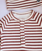 Macacão de Bebê Raglan Botões Unissex | Listrinhas Chutney