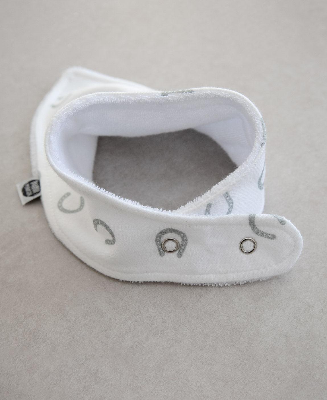 Babador Bandana Unissex | Lucky - MiniMalista Baby - 0.3, b2b, Baby, black-friday, com-desconto-mm10, Meia Estação, Menino, new -bebê-minimalista-estiloso