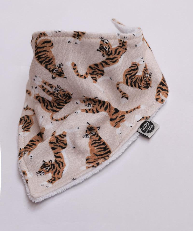 Babador Bandana Unissex | Tiger - MiniMalista Baby - 0.4, b2b, Baby, black-friday, com-desconto-mm10, Meia Estação, Menino, Neutro, Unissex -bebê-minimalista-estiloso