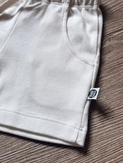 Bermuda Cargo Infantil Unissex MiniMalista | Liso Branco Off - MiniMalista Baby - 0, Ano Novo, anonovo, b2b, Calor, com-desconto-mm10, Kids, Menino, Neutro, new, Reveillon, tab-tam-shorts-cargo, Unissex, Verão -bebê-minimalista-estiloso