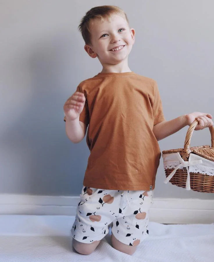 Bermuda Cargo Infantil Unissex | Apples - MiniMalista Baby - 0.25, b2b, Baby, black-friday, Calor, com-desconto-mm10, Kids, Menino, Neutro, new, tab-tam-shorts-cargo, Unissex, Verão -bebê-minimalista-estiloso