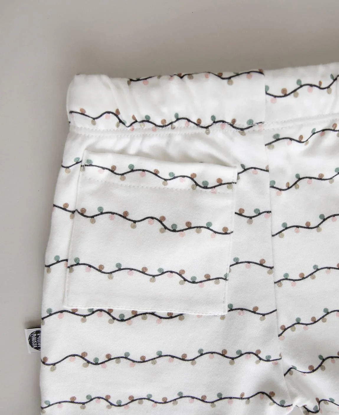 Bermuda Cargo Infantil Unissex | Lights - MiniMalista Baby - 0, Ano Novo, b2b, Calor, Christmas, com-desconto-mm10, Kids, Menino, natal, Neutro, new, Reveillon, tab-tam-shorts-cargo, Unissex, Verão, Xmas -bebê-minimalista-estiloso