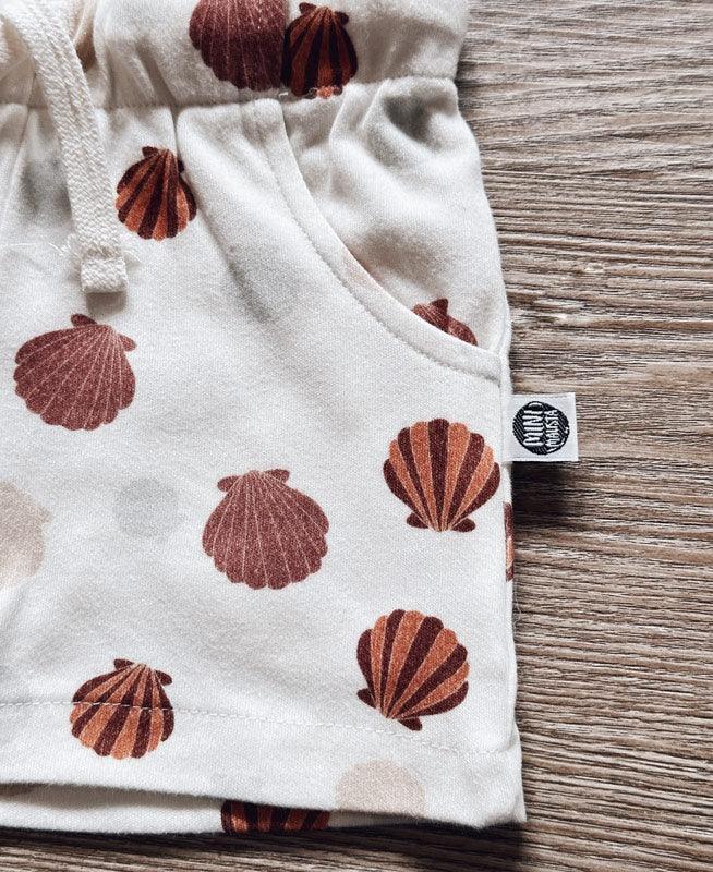 Bermuda Cargo Infantil Unissex | Seashell - MiniMalista Baby - 0.3, b2b, black-friday, Calor, com-desconto-mm10, Kids, Menina, Menino, Neutro, new, tab-tam-shorts-cargo, Unissex, Verão -bebê-minimalista-estiloso