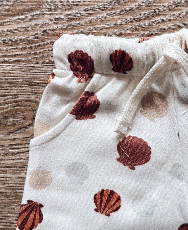 Bermuda Cargo Infantil Unissex | Seashell - MiniMalista Baby - 0.3, b2b, black-friday, Calor, com-desconto-mm10, Kids, Menina, Menino, Neutro, new, tab-tam-shorts-cargo, Unissex, Verão -bebê-minimalista-estiloso