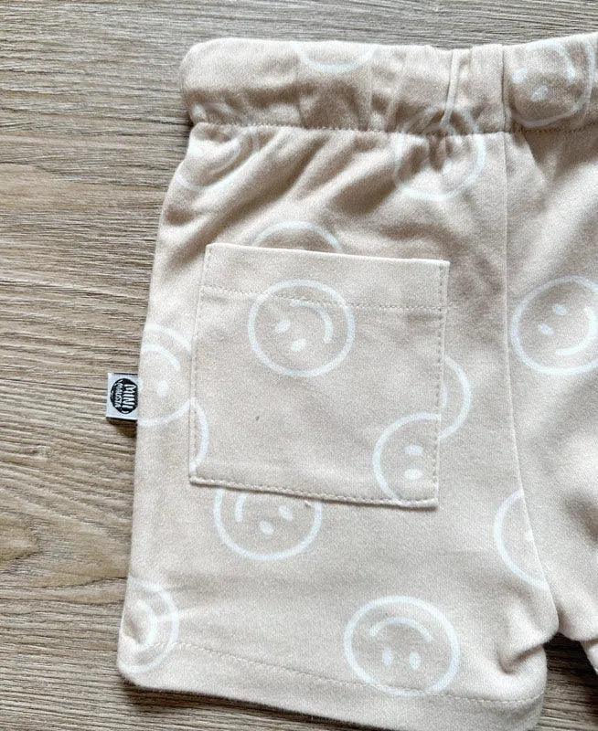 Bermuda Cargo Infantil Unissex | Smiley - MiniMalista Baby - 0.3, b2b, black-friday, Calor, com-desconto-mm10, Kids, Menino, Neutro, new, tab-tam-shorts-cargo, Unissex, Verão -bebê-minimalista-estiloso