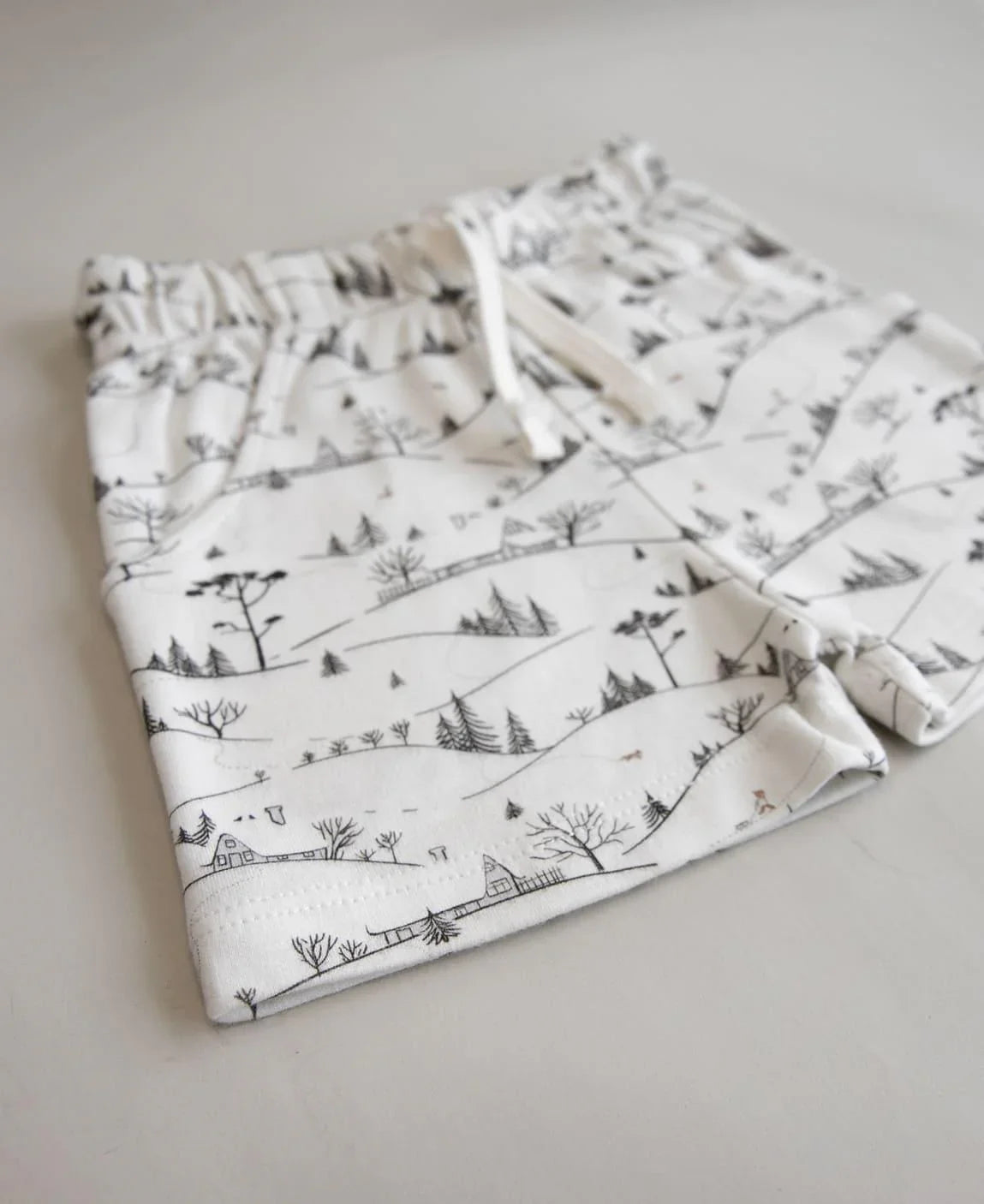 Bermuda Cargo Infantil Unissex | Village - MiniMalista Baby - 0, b2b, Calor, Christmas, com-desconto-mm10, Kids, Menino, natal, Neutro, new, tab-tam-shorts-cargo, Unissex, Verão, Xmas -bebê-minimalista-estiloso