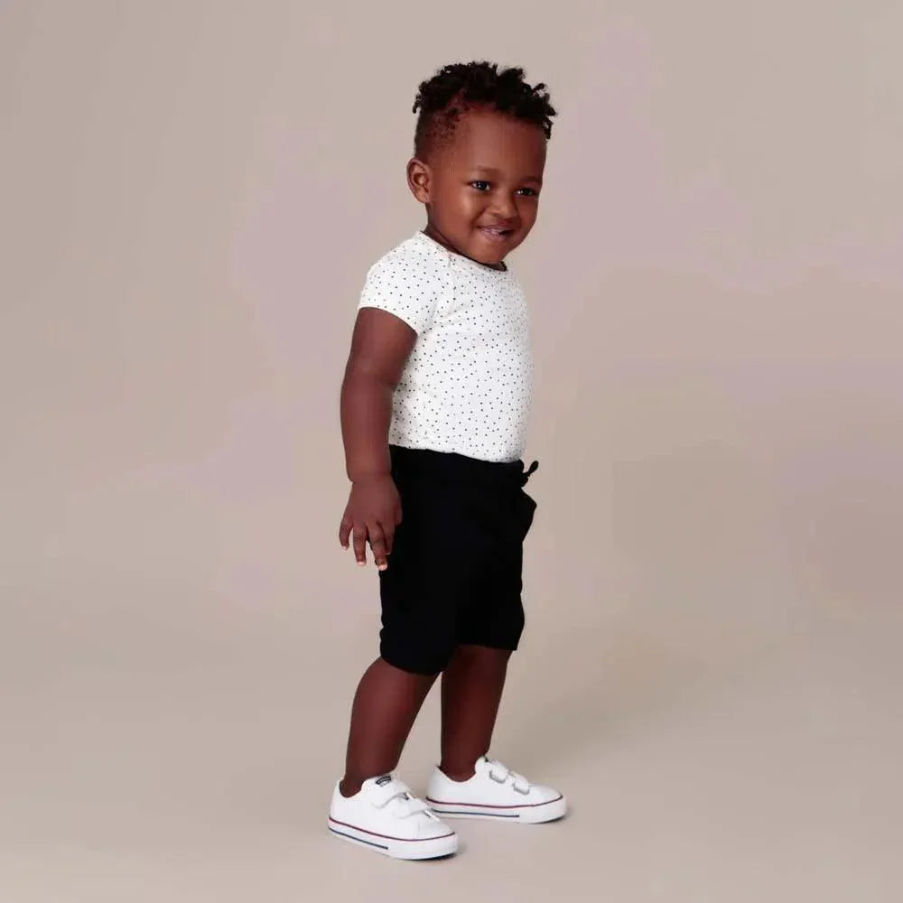 Bermuda de Bebê MiniMalista Malha | Liso Preto - MiniMalista Baby - 0.3, b2b, Baby, black-friday, Calor, com-desconto-mm10, Menino, Neutro, tab-tam-bermuda-bebe, Tirar Foto, Unissex, Verão -bebê-minimalista-estiloso