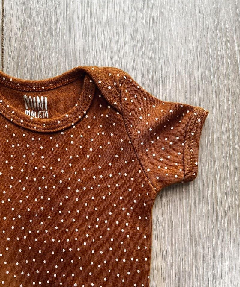 Body de Bebê Manga Curta Unissex | Bolinhas Outono - MiniMalista Baby - 0.4, b2b, Baby, black-friday, com-desconto-mm10, Meia Estação, Menina, tab-tam-body-curto -bebê-minimalista-estiloso