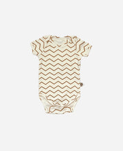 Body de Bebê Manga Curta Unissex | Electric - MiniMalista Baby - 0.4, Ano Novo, b2b, Baby, black-friday, com-desconto-mm10, Meia Estação, Menina, Neutro, Reveillon, SALE-FINAL, tab-tam-body-curto, Unissex -bebê-minimalista-estiloso