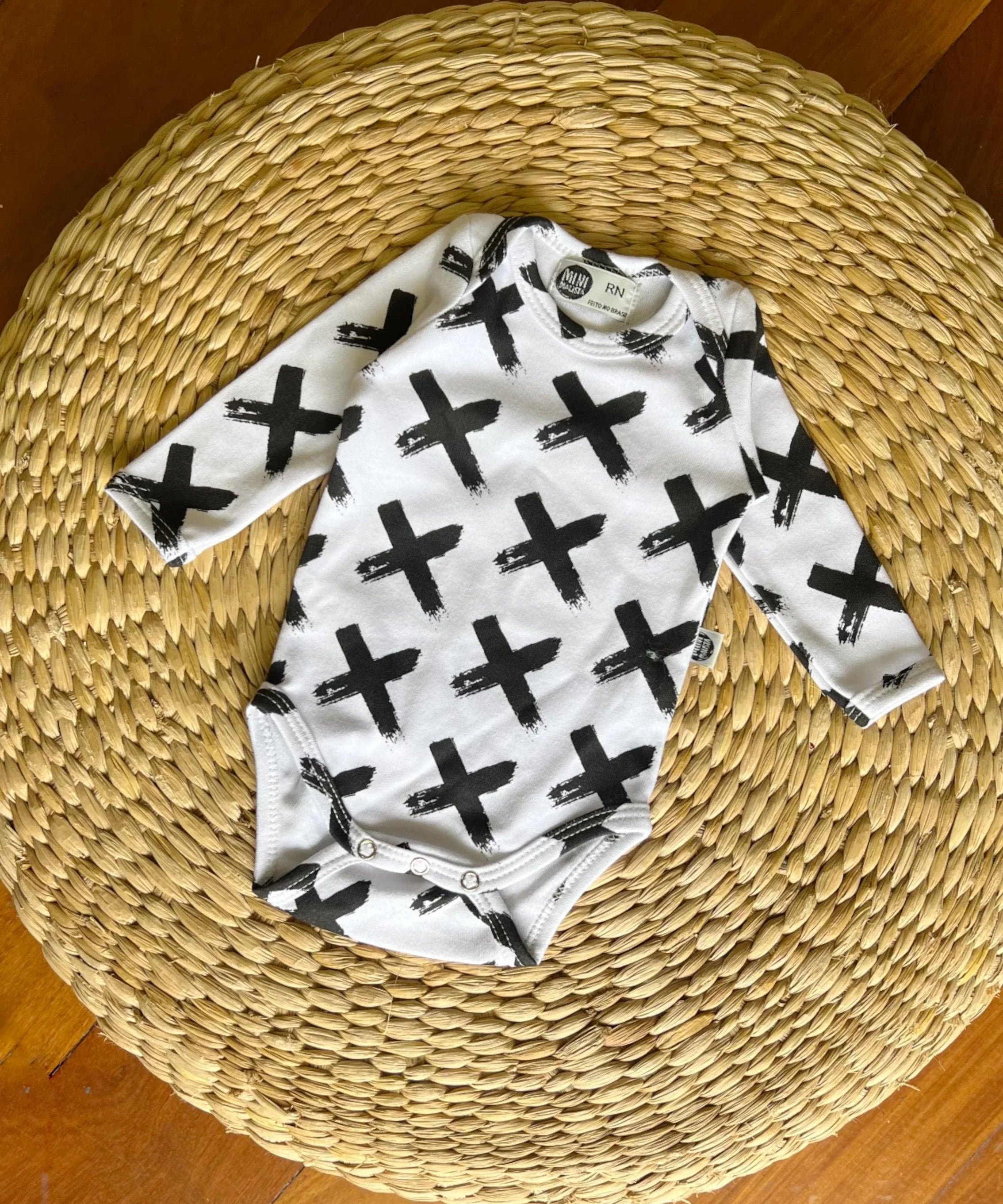 Body de Bebê Manga Longa Unissex Cruzetas - MiniMalista Baby - b2b, com-desconto-mm10, Frio, Kids, Menina, Neutro, tab-tam-vestido-manga-longa, Unissex, Winter Sale 30% -bebê-minimalista-estiloso