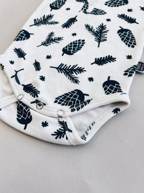 Body de Bebê Regata Unissex Botões | Pine Cones - MiniMalista Baby - 0, b2b, Baby, Calor, Christmas, com-desconto-mm10, Menino, natal, SALE-FINAL, tab-tam-body-regata, Verão, Xmas -bebê-minimalista-estiloso