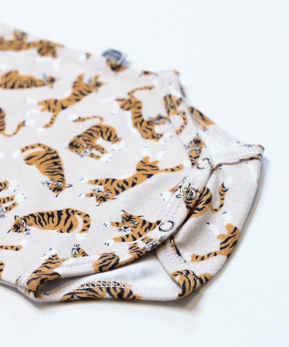 Body de Bebê Regata Unissex Botões | Tiger - MiniMalista Baby - 0.3, 0.35, b2b, Baby, black-friday, Calor, com-desconto-mm10, Menino, Neutro, tab-tam-body-regata, Unissex, Verão -bebê-minimalista-estiloso