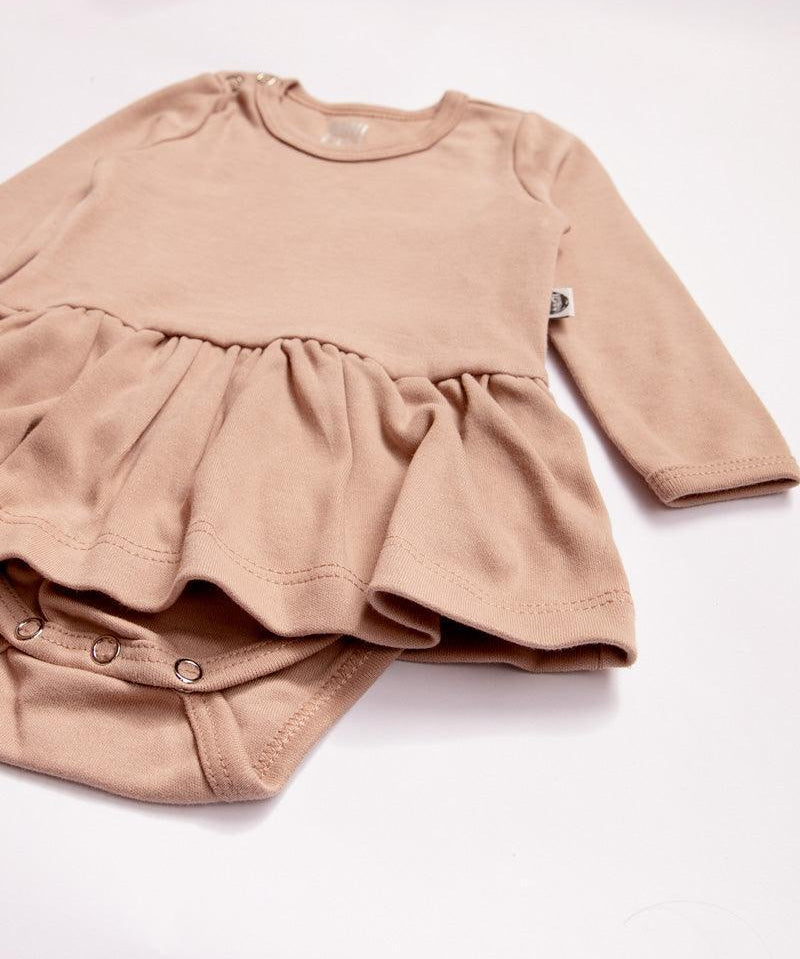 Body-Vestido de Bebê Manga Longa MiniMalista | Liso Cinnamon - MiniMalista Baby - 0.3, b2b, Baby, black-friday, com-desconto-mm10, Frio, Menina, tab-tam-body-vestido -bebê-minimalista-estiloso