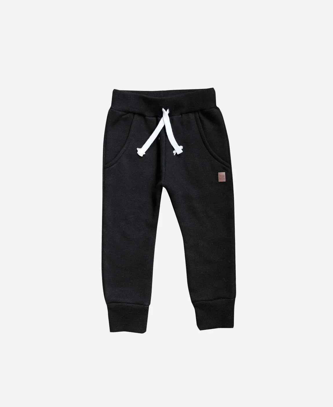 Calça Moletom Unissex Peluciado MiniMalista | Liso Preto - MiniMalista Baby - 0.3, b2b, Baby, Best, black-friday, com-desconto-mm10, Frio, Kids, Menino, Neutro, tab-tam-calca-moletom, tab-tam-calça-molet-bebe, tam-tam-calça-bolsao-bebe, Unissex, Winter Sale 20% -bebê-minimalista-estiloso