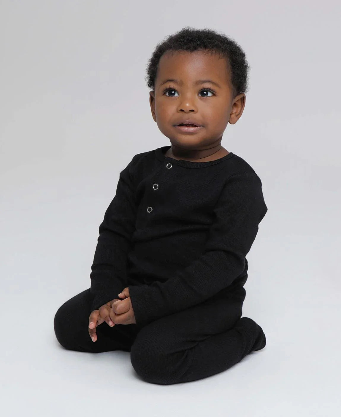 Calça Unissex Slim Canelado MiniMalista | Liso Preto - MiniMalista Baby - 0.2, 0.3, b2b, Baby, Best, black-friday, com-desconto-mm10, Frio, Kids, Menino, Neutro, tab-tam-calça-slim, Unissex, Winter Sale 20% -bebê-minimalista-estiloso