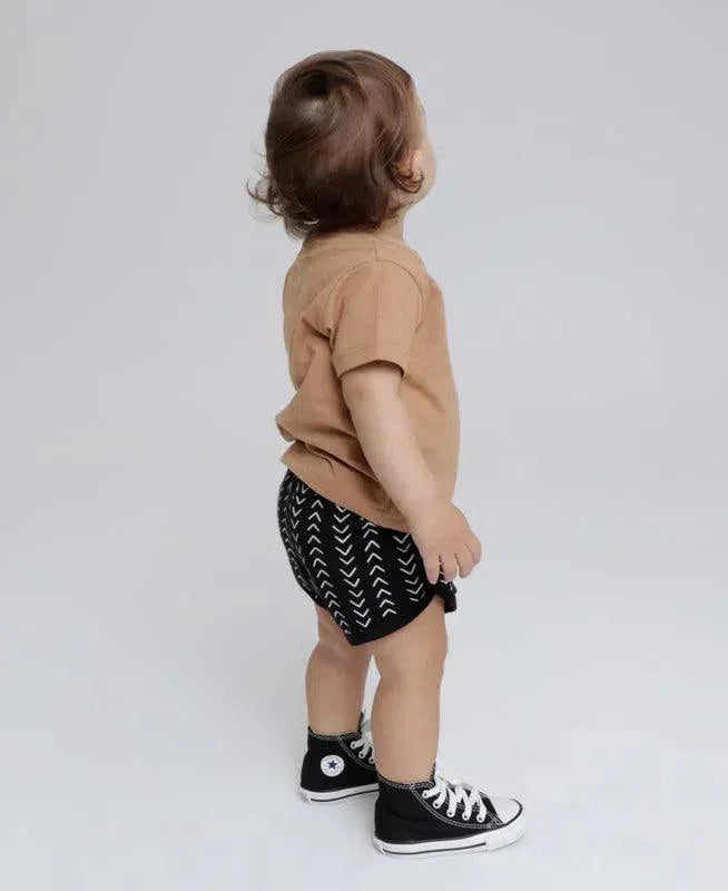 Camiseta Infantil Manga Curta Unissex MiniMalista | Liso Mocha - MiniMalista Baby - 0.3, 0.4, b2b, black-friday, com-desconto-mm10, Kids, Meia Estação, Menina, Menino, Neutro, SALE-FINAL, tab-tam-camiseta-manga-curta, Unissex -bebê-minimalista-estiloso