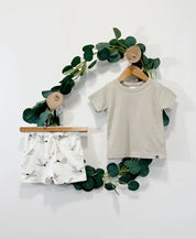 Camiseta Infantil Manga Curta Unissex MiniMalista | Liso Stone - MiniMalista Baby - 0.3, b2b, black-friday, com-desconto-mm10, Kids, Meia Estação, Menino, tab-tam-camiseta-manga-curta -bebê-minimalista-estiloso