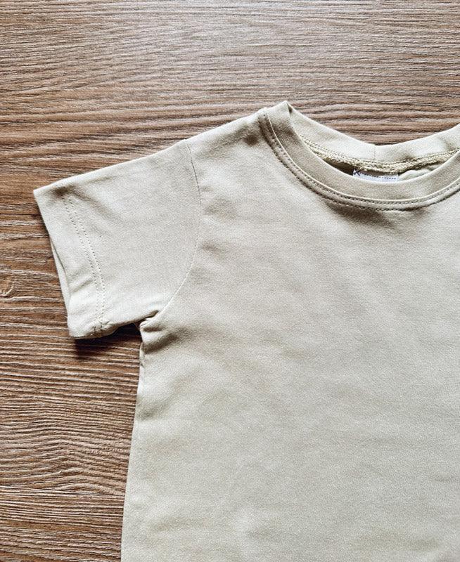 Camiseta Infantil Manga Curta Unissex MiniMalista | Liso Stone - MiniMalista Baby - 0.3, b2b, black-friday, com-desconto-mm10, Kids, Meia Estação, Menino, tab-tam-camiseta-manga-curta -bebê-minimalista-estiloso