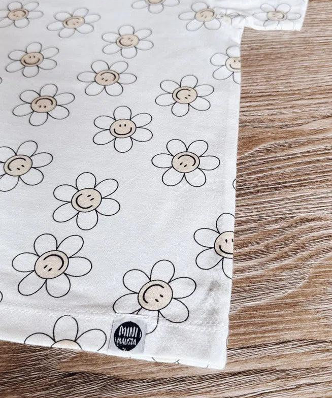 Camiseta Infantil Manga Curta Unissex | Flower Power - MiniMalista Baby - 0.3, Ano Novo, b2b, black-friday, com-desconto-mm10, Kids, Meia Estação, Menina, Reveillon, tab-tam-camiseta-manga-curta -bebê-minimalista-estiloso