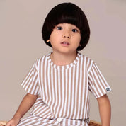 Camiseta Infantil Manga Curta Unissex | Listras Retrô Avelã - MiniMalista Baby - 0.3, 0.45, b2b, black-friday, Kids, Meia Estação, Menino, minime, Neutro, outlet, SALE-FINAL, tab-tam-camiseta-manga-curta, Unissex -bebê-minimalista-estiloso