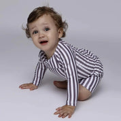 Camiseta Infantil Proteção Solar Unissex UV50+ | Listras Retrô Cinza - MiniMalista Baby - 0, 0.3, 0.4, b2b, black-friday, Calor, Menino, minime, Neutro, outlet, SALE-FINAL, tab-tam-camiseta-praia, tab-tam-camiseta-solar-praia, tab-tamanho-camiseta-raglan, Unissex, Verão -bebê-minimalista-estiloso