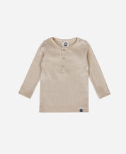 Camiseta Infantil Unissex Manga Longa Canelado Botões MiniMalista | Liso Beige - MiniMalista Baby - 0.3, b2b, black-friday, com-desconto-mm10, Frio, Kids, Menina, Neutro, tab-tam-camiseta-botao-frontal, tab-tam-camiseta-botão-frontal-manga-longa, Unissex, Winter Sale 20% -bebê-minimalista-estiloso