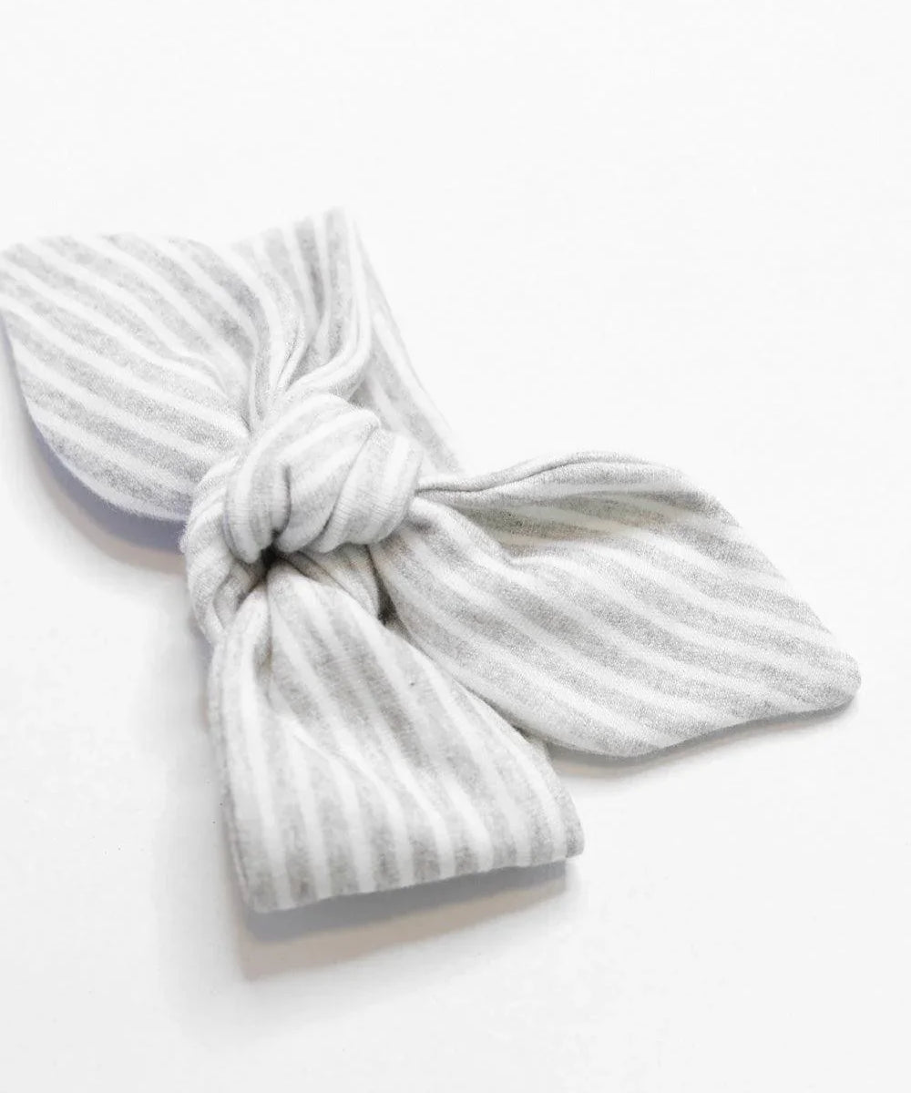 Faixinha de Cabelo Infantil | Listrinhas Cinza - MiniMalista Baby - 0.3, 0.45, b2b, Baby, black-friday, com-desconto-mm10, Meia Estação, Menino, Neutro, tab-tam-faixinha, Unissex -bebê-minimalista-estiloso