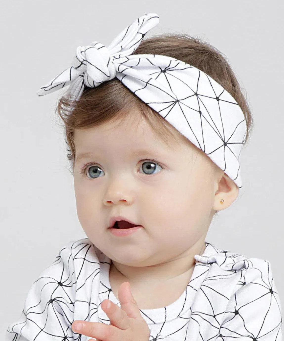 Faixinha de Cabelo Infantil | Satellite Branco - MiniMalista Baby - 0.3, 0.45, b2b, Baby, black-friday, com-desconto-mm10, Meia Estação, Menino, Neutro, SALE-FINAL, tab-tam-faixinha, Unissex, Winter Sale 40% -bebê-minimalista-estiloso