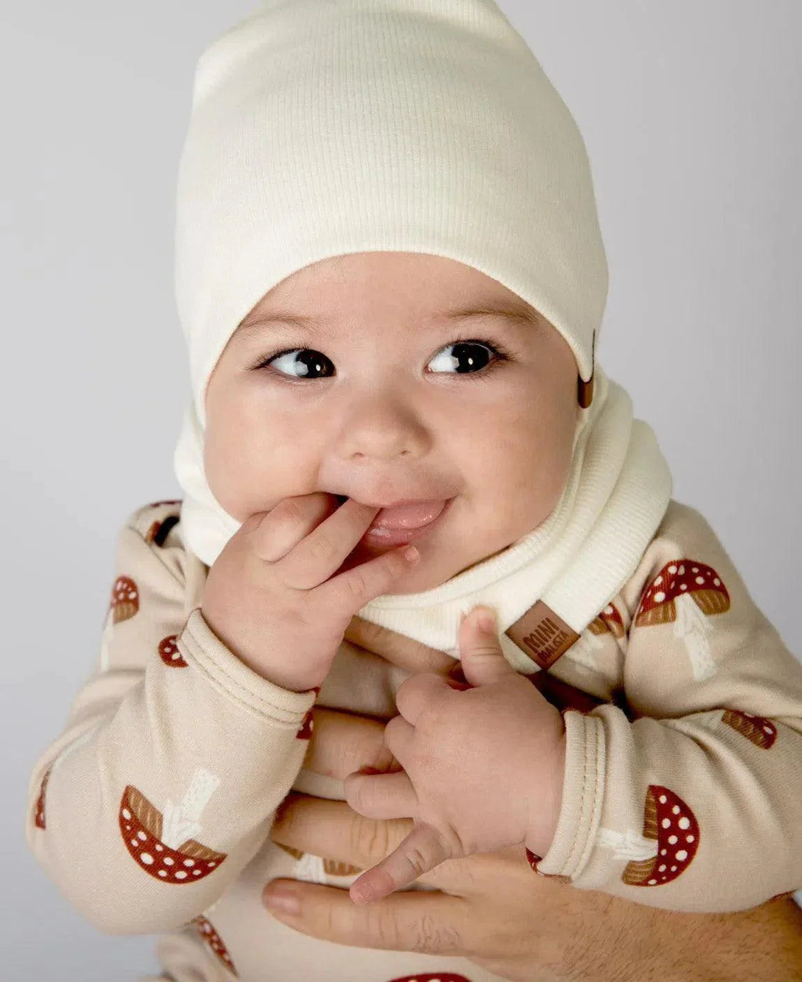 Gorro Infantil Canelado Unissex MiniMalista | Liso Branco Off - MiniMalista Baby - 0.25, 0.3, Ano Novo, anonovo, b2b, black-friday, com-desconto-mm10, Frio, Menina, Neutro, new, Reveillon, Unissex, Winter Sale 30% -bebê-minimalista-estiloso
