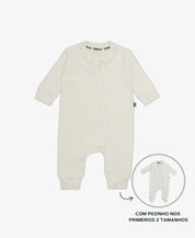 Macacão de Bebê Ziper com opção de Pezinho | Liso Branco Off