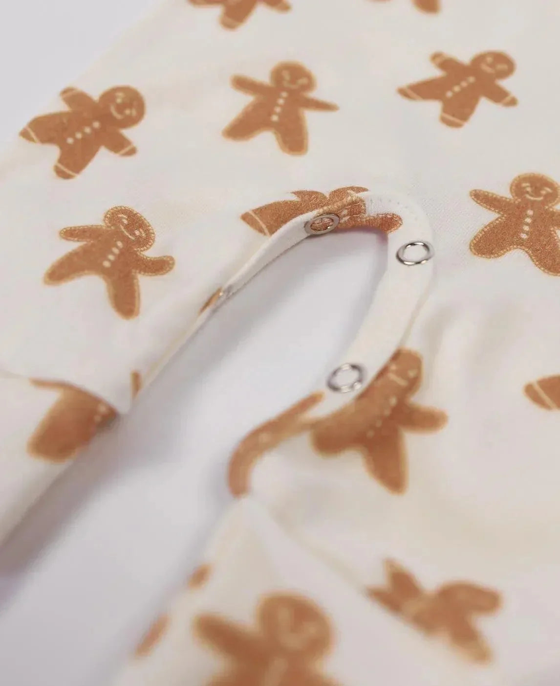 Macacão de Bebê Raglan Botões Unissex | Gingerbread - MiniMalista Baby - 0, 2macacoespor199, b2b, Baby, Christmas, com-desconto-mm10, Meia Estação, Menina, natal, Neutro, tab-tam-mac-botões, Unissex, Xmas -bebê-minimalista-estiloso