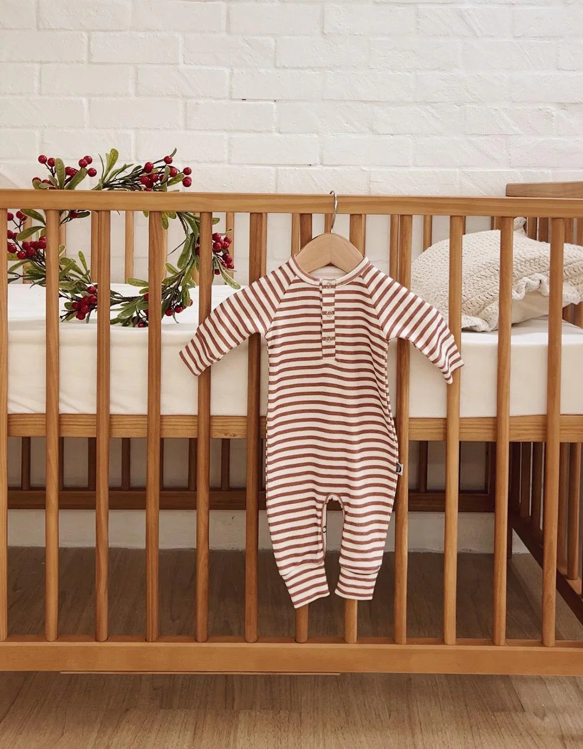 Macacão de Bebê Raglan Botões Unissex | Listrinhas Chutney - MiniMalista Baby - 0.3, 2macacoespor199, b2b, Baby, black-friday, com-desconto-mm10, Meia Estação, Menino, Neutro, new, tab-tam-mac-botões, Unissex, Winter Sale 20% -bebê-minimalista-estiloso