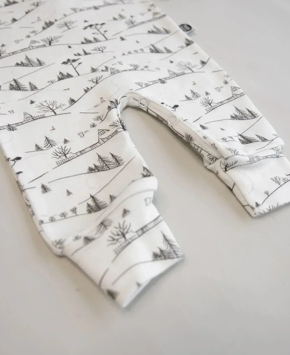 Macacão de Bebê Raglan Botões Unissex | Village - MiniMalista Baby - 0, 2macacoespor199, b2b, Baby, Christmas, com-desconto-mm10, Meia Estação, Menina, Menino, natal, Neutro, tab-tam-mac-botões, Unissex, Xmas -bebê-minimalista-estiloso