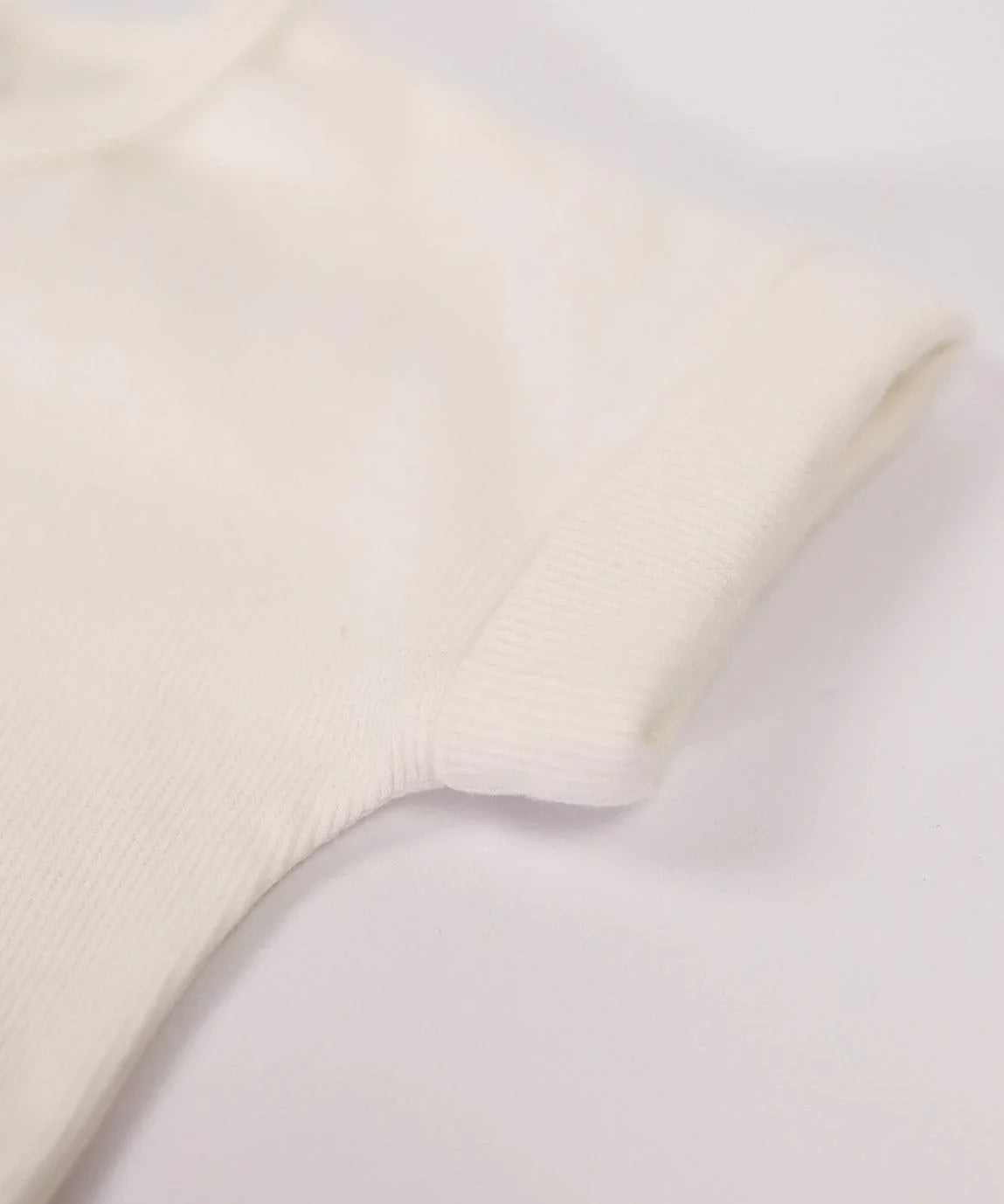 Macaquinho Canelado Manguinha Unissex MiniMalista | Liso Branco Off - MiniMalista Baby - 0.25, 0.3, Ano Novo, anonovo, b2b, Baby, black-friday, Calor, com-desconto-mm10, Menina, Neutro, new, Reveillon, tab-tam-macaquinho-romper, Unissex, Verão -bebê-minimalista-estiloso