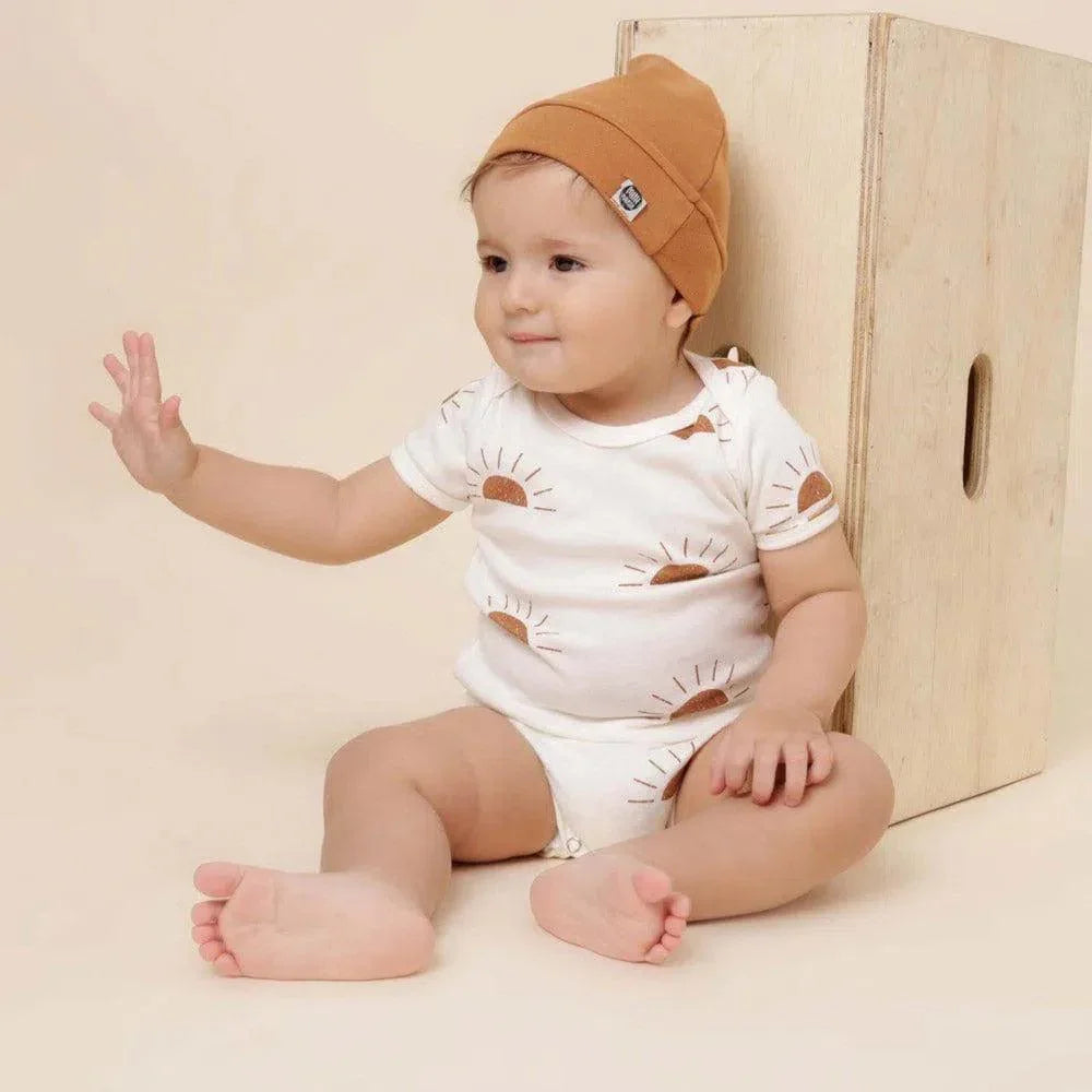 Touca de Bebê Unissex MiniMalista | Liso Goldie - MiniMalista Baby - 0.3, b2b, Baby, black-friday, com-desconto-mm10, Meia Estação, Menina, Menino, Neutro, tab-tam-touca-bebe, Unissex, Winter Sale 20% -bebê-minimalista-estiloso