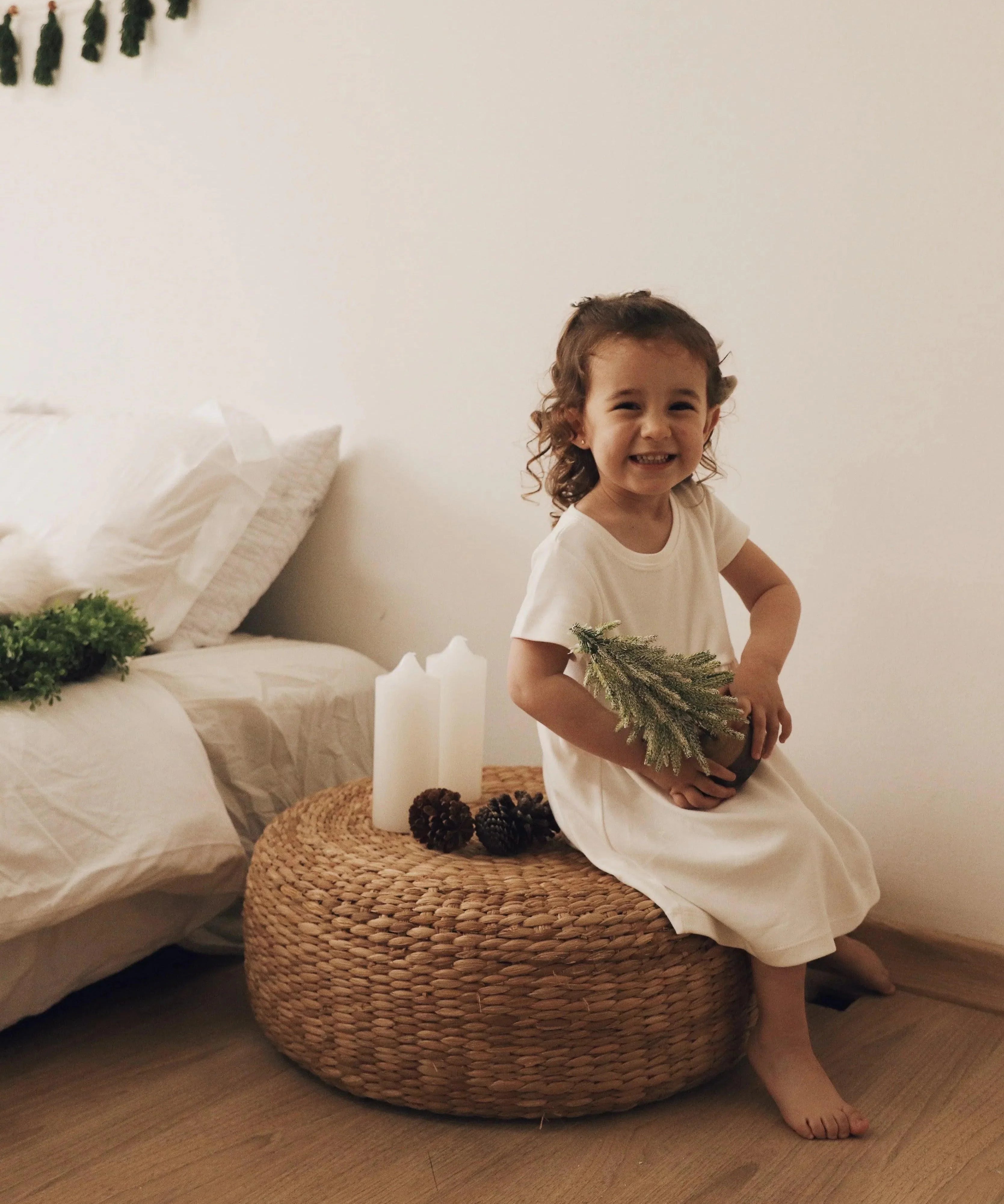 Vestido Infantil com Manga Curta MiniMalista | Liso Branco Off - MiniMalista Baby - 0.25, 0.3, Ano Novo, anonovo, b2b, black-friday, Calor, com-desconto-mm10, Kids, Menina, Reveillon, tab-tam-vestido-manga-curta, Verão -bebê-minimalista-estiloso