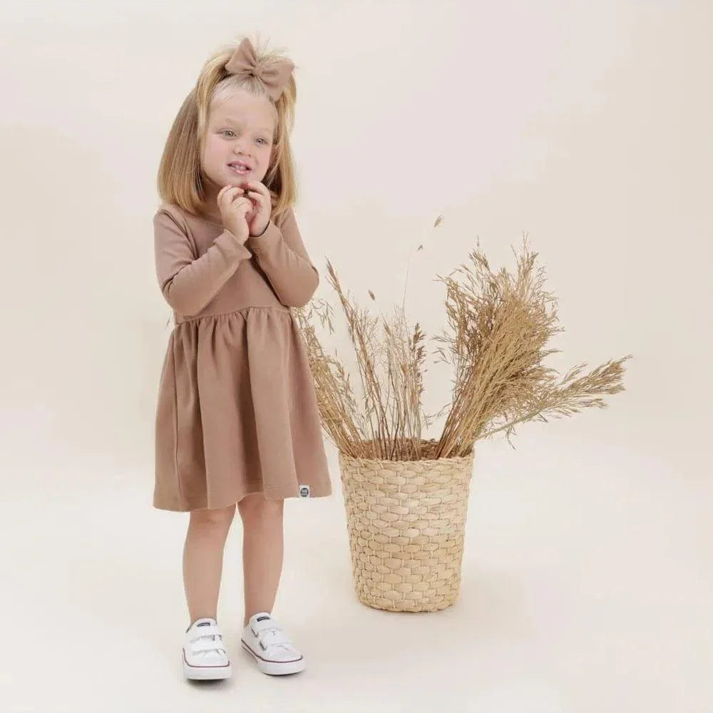 Vestido Infantil Manga Longa MiniMalista | Liso Mocha - MiniMalista Baby - 0.3, 0.4, b2b, black-friday, com-desconto-mm10, Frio, Kids, Menina, SALE-FINAL, tab-tam-vestido-manga-longa, Winter Sale 40% -bebê-minimalista-estiloso
