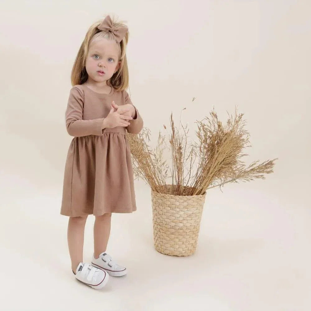 Vestido Infantil Manga Longa MiniMalista | Liso Mocha - MiniMalista Baby - 0.3, 0.4, b2b, black-friday, com-desconto-mm10, Frio, Kids, Menina, SALE-FINAL, tab-tam-vestido-manga-longa, Winter Sale 40% -bebê-minimalista-estiloso