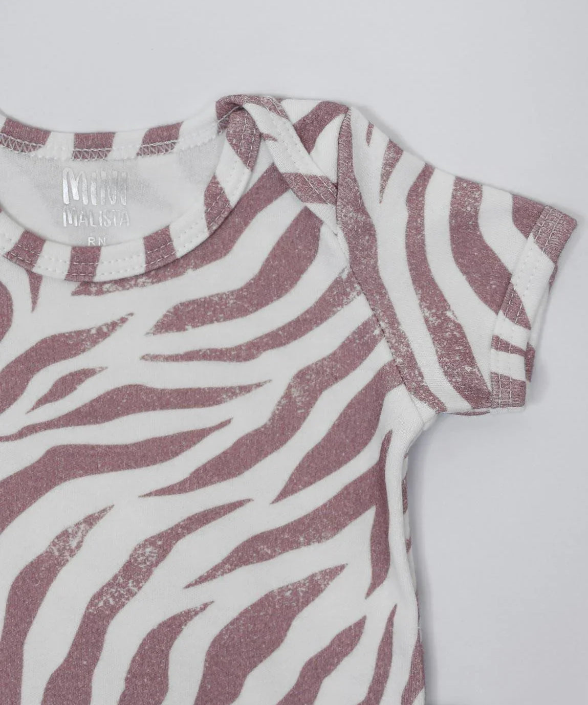 Body de Bebê Manga Curta Unissex | Feline - MiniMalista Baby - 0.35, 0.4, b2b, Baby, black-friday, com-desconto-mm10, Meia Estação, Menina, tab-tam-body-curto -bebê-minimalista-estiloso