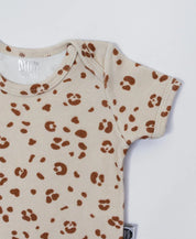Body de Bebê Manga Curta Unissex | Jaguar - MiniMalista Baby - 0.45, b2b, Baby, black-friday, com-desconto-mm10, Meia Estação, Menina, tab-tam-body-curto -bebê-minimalista-estiloso