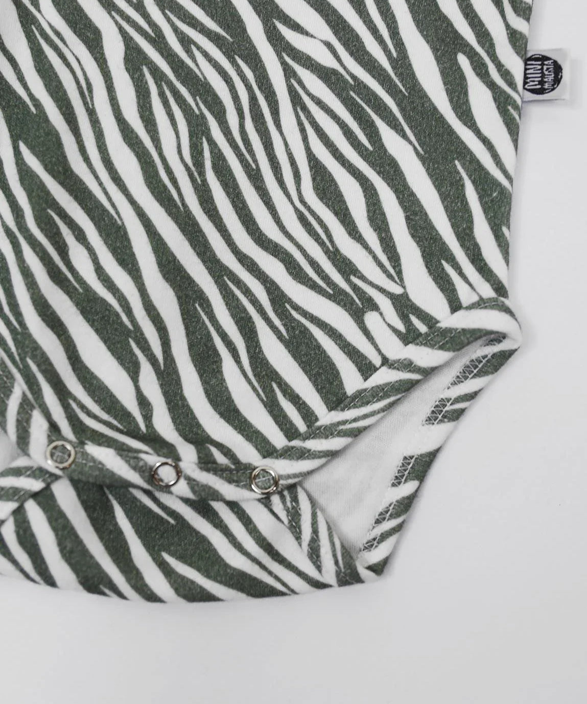 Body de Bebê Manga Curta Unissex | Zebra - MiniMalista Baby - 0.45, b2b, Baby, black-friday, com-desconto-mm10, Meia Estação, Menina, Menino, tab-tam-body-curto -bebê-minimalista-estiloso